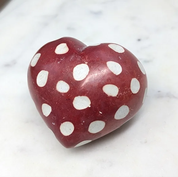 Heart Decor or Paperweight - Picture 1 of 4